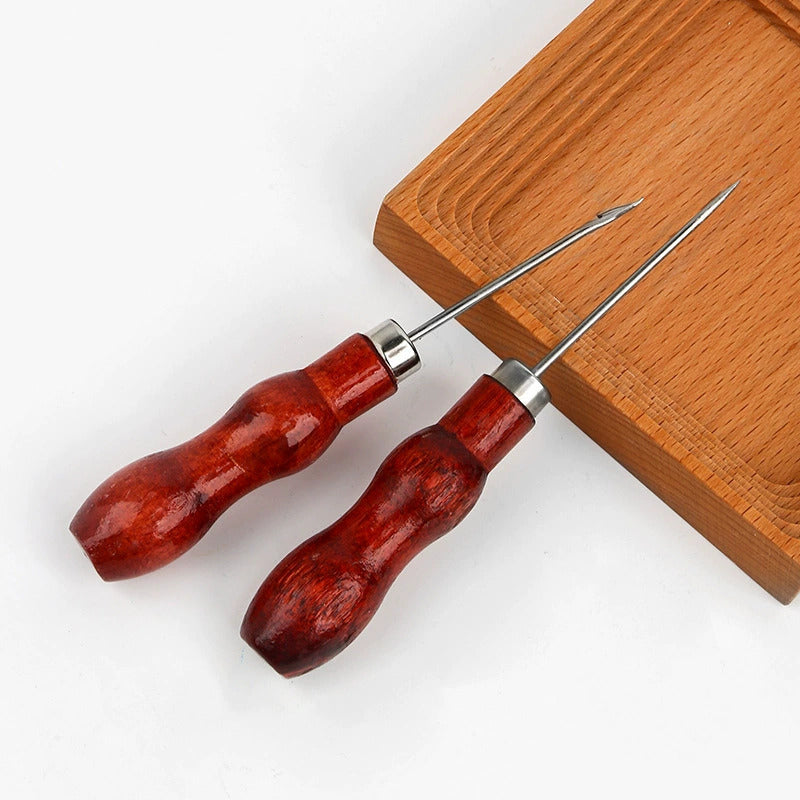 Dorn zum Durchstechen von Silikonformen mit Haken.