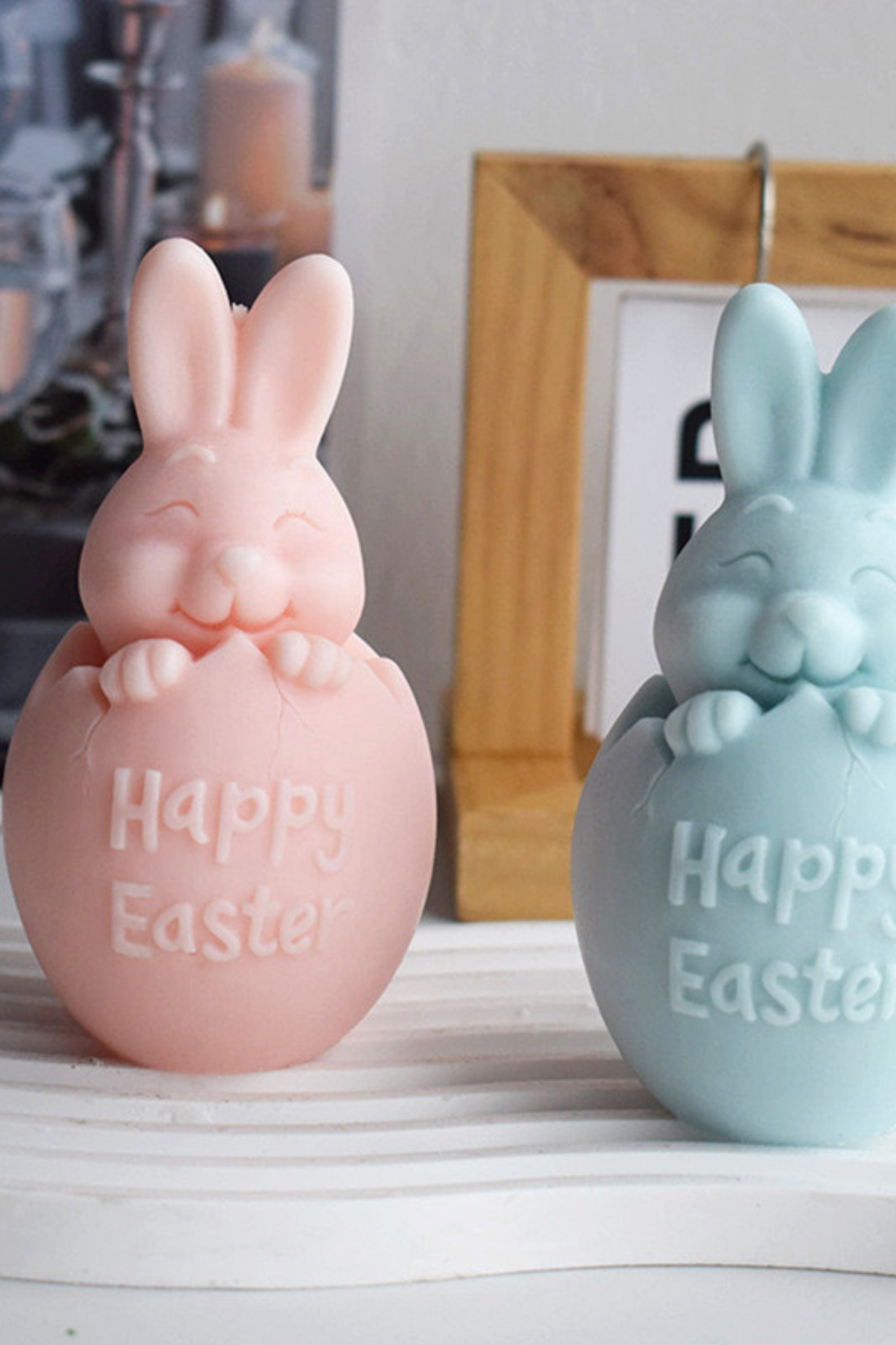 Silicone candle mold - Easter egg with a rabbit