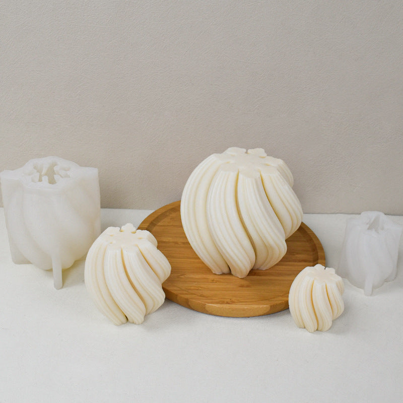 Silikonform für Kerzen - Säule mit Wellenmuster