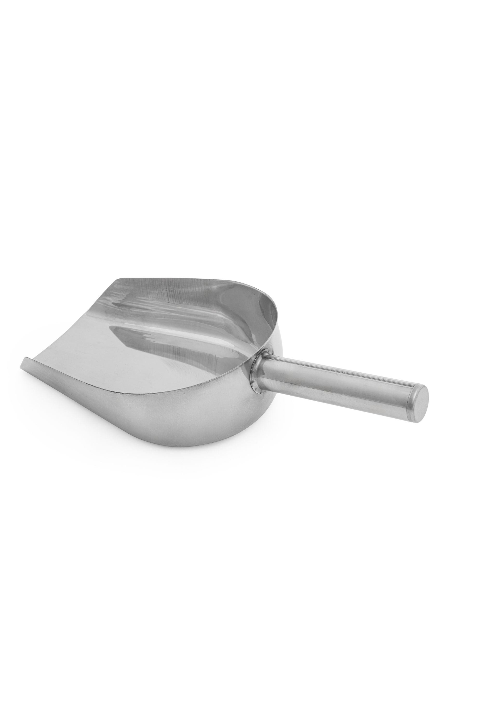 Stainless steel scoop for pouring wax