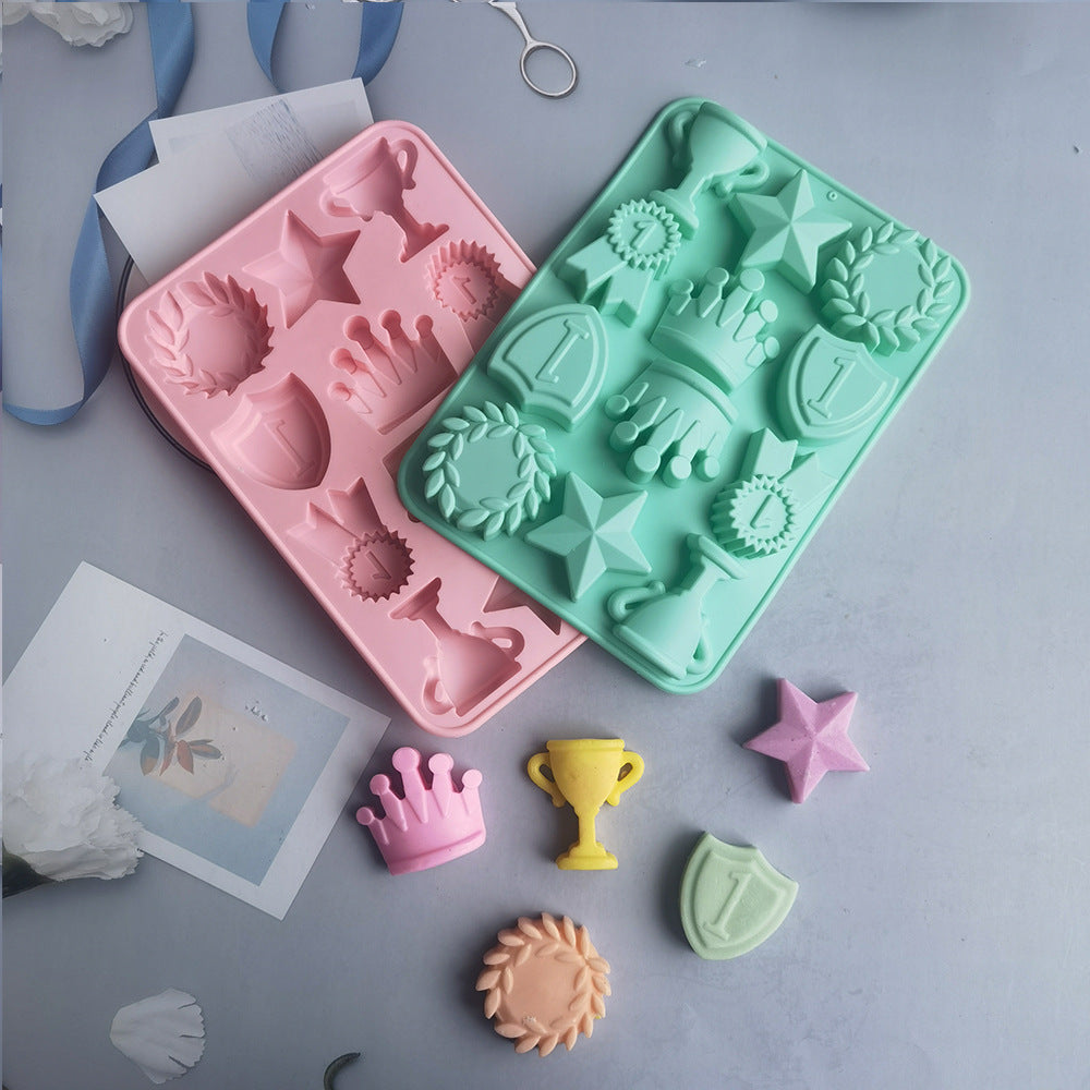 Silikonform für Kerzen – verschiedene Motive – Pokal, Schild