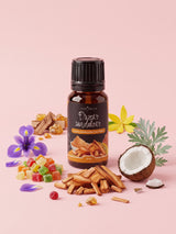 Olejek zapachowy do świec Drzewo Sandałowe w butelce 10 ml otoczonej drewnem sandałowym, bursztynem, irysem, kandyzowanymi owocami, kokosem i kwiatem ylang-ylang